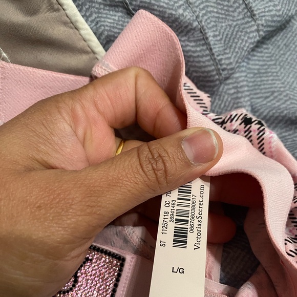 Victoria’s Secret hipster pantie - Picture 5 of 5